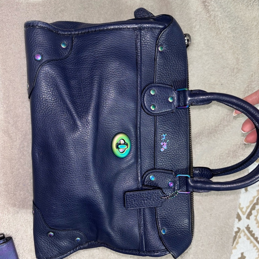 Elegant Blue Leather Satchel with Metal Accents